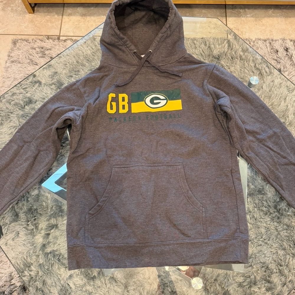 Green Bay Packers — Fanatics Sweatshirt — Size Men’s Medium